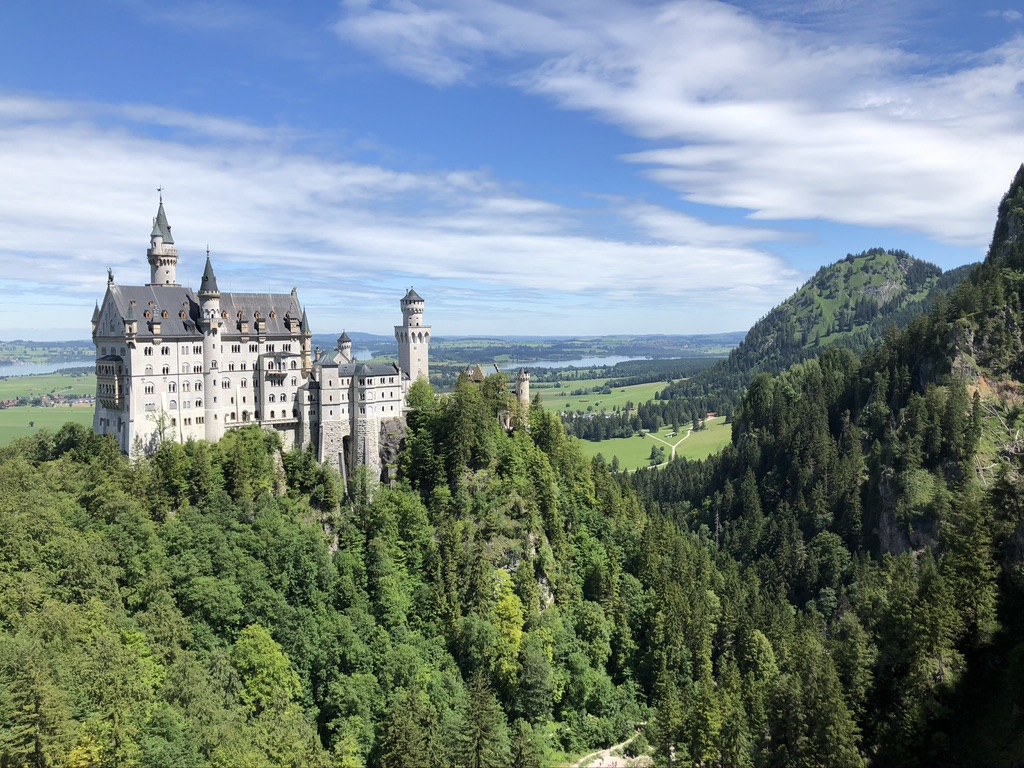 Great German Castles: Neuschwanstein, Hohenzollern, and Lichtenstein